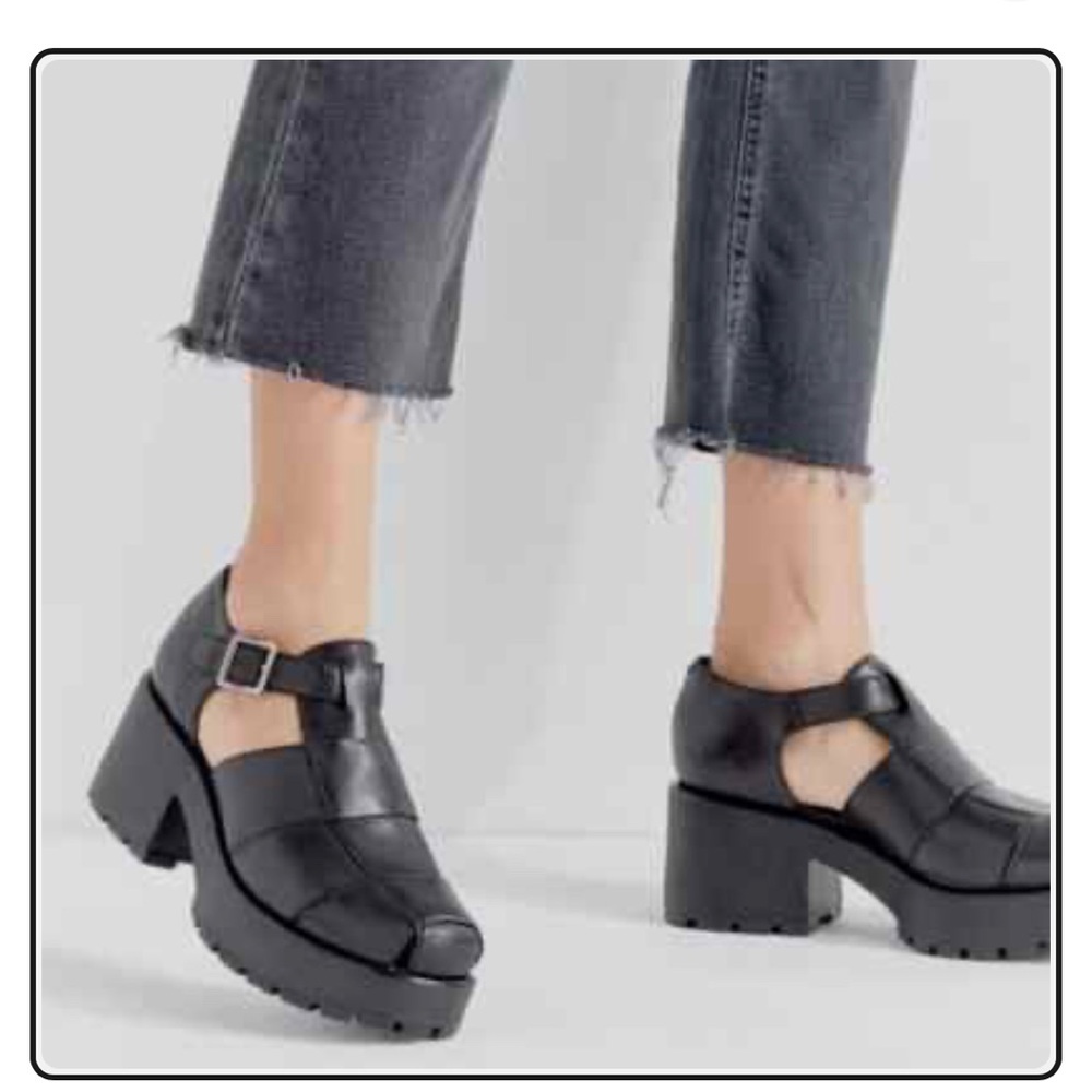 Elegant Black Platform Mary Jane Shoes